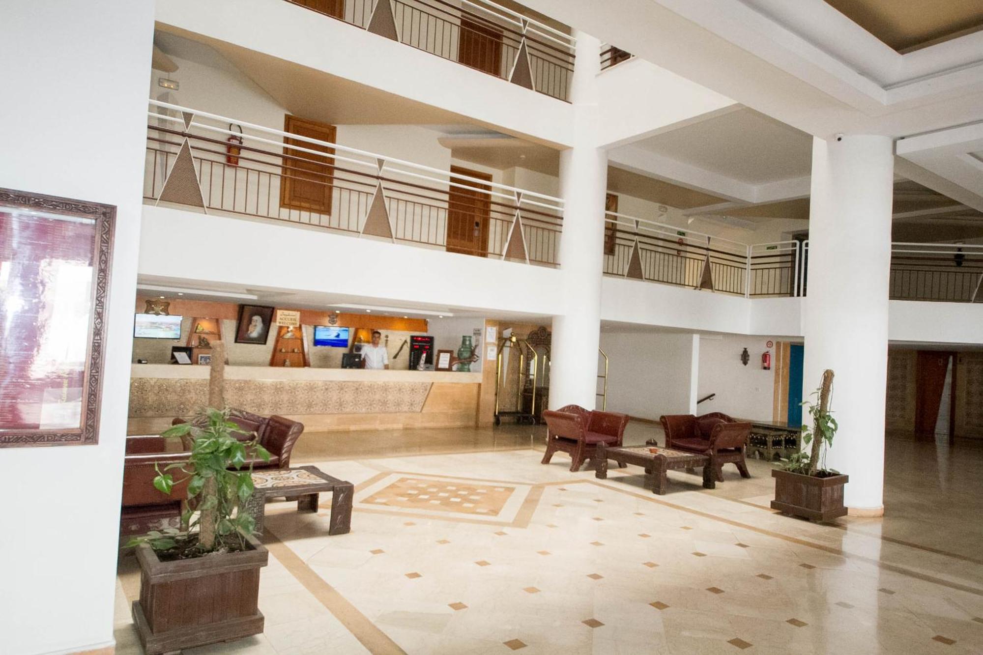 Appart'Hotel Intouriste Agadir Exterior photo