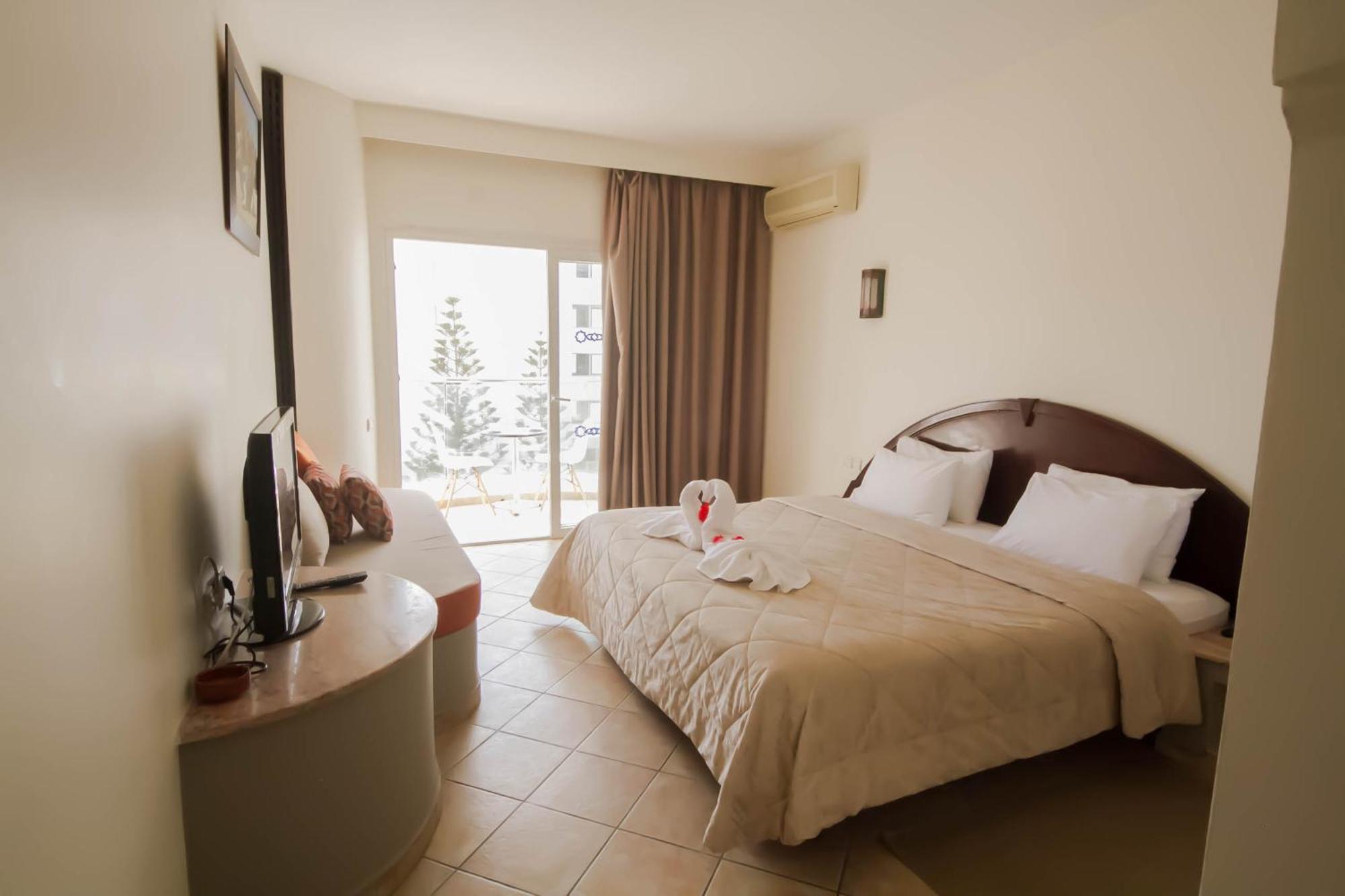 Appart'Hotel Intouriste Agadir Exterior photo