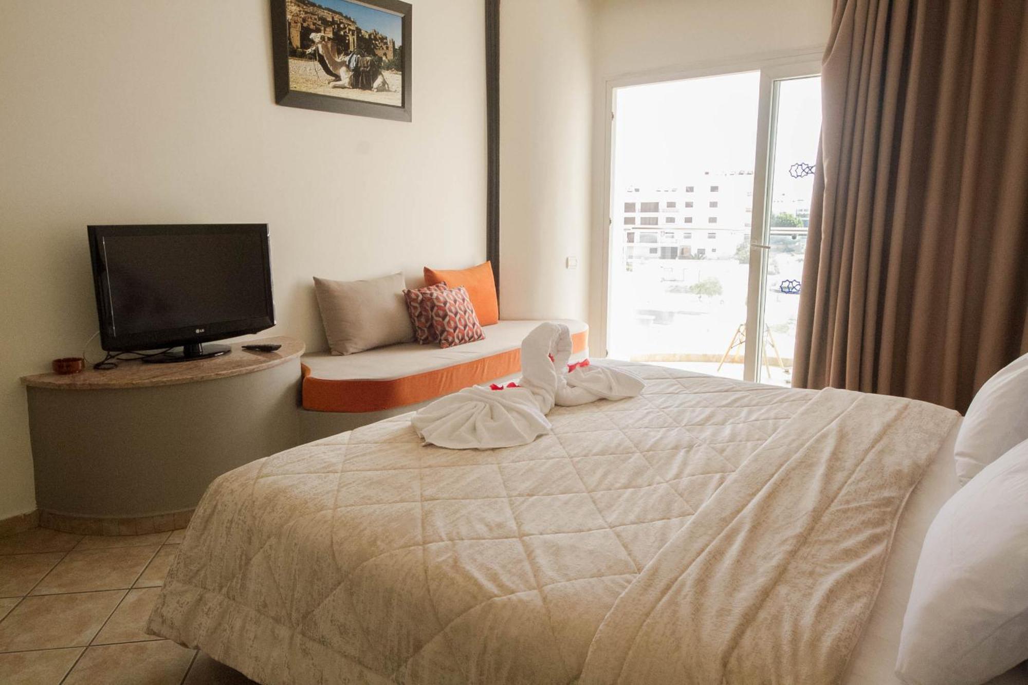 Appart'Hotel Intouriste Agadir Exterior photo